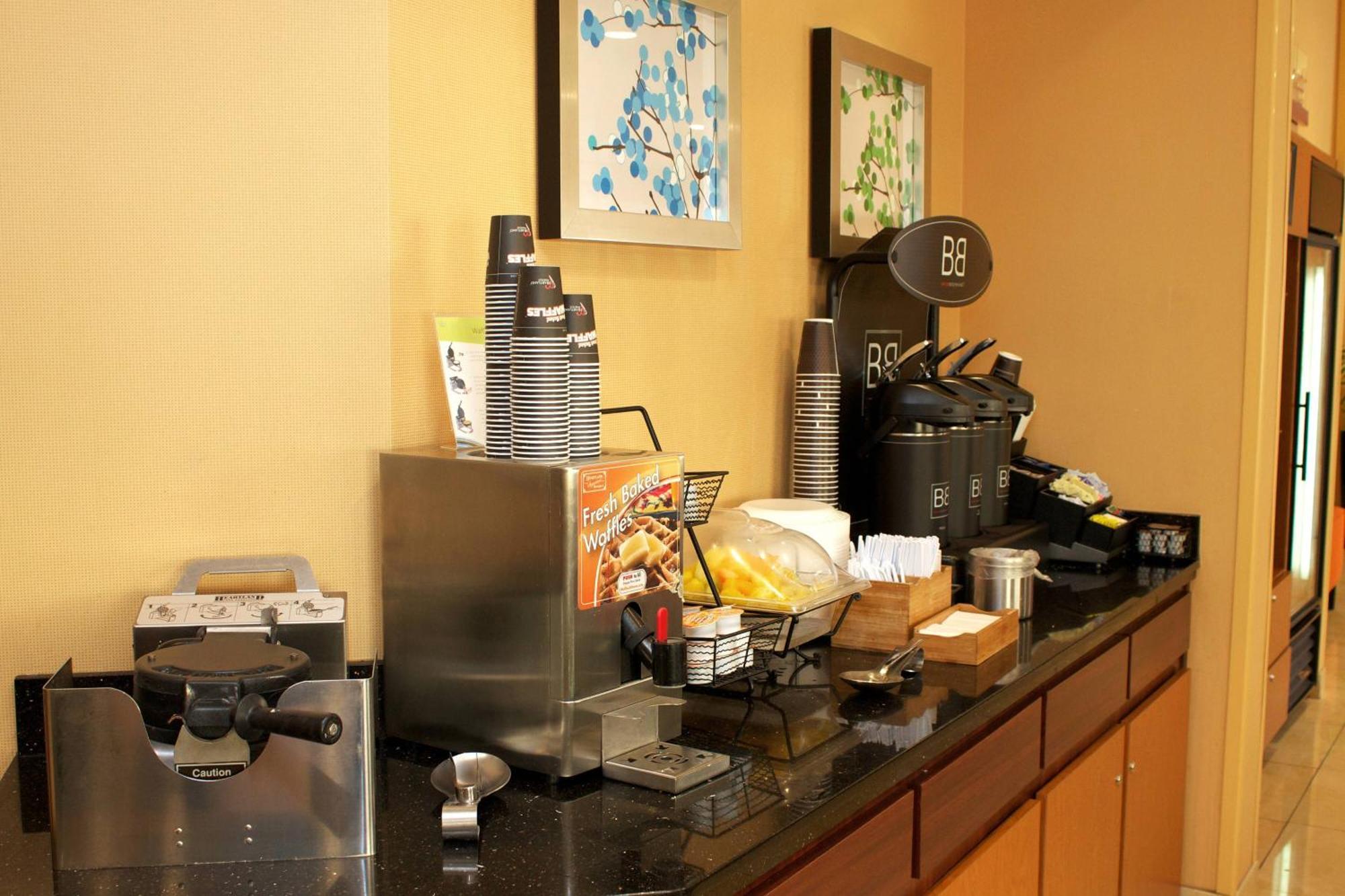 Fairfield Inn And Suites St Petersburg Clearwater Pinellas Park Kültér fotó